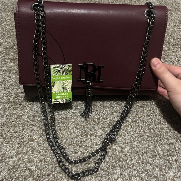 NWT Badgley Mischka crossbody - Picture 4 of 4